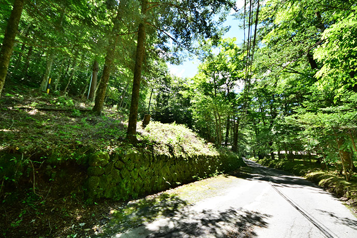 前面道路　三笠唐堀別荘地